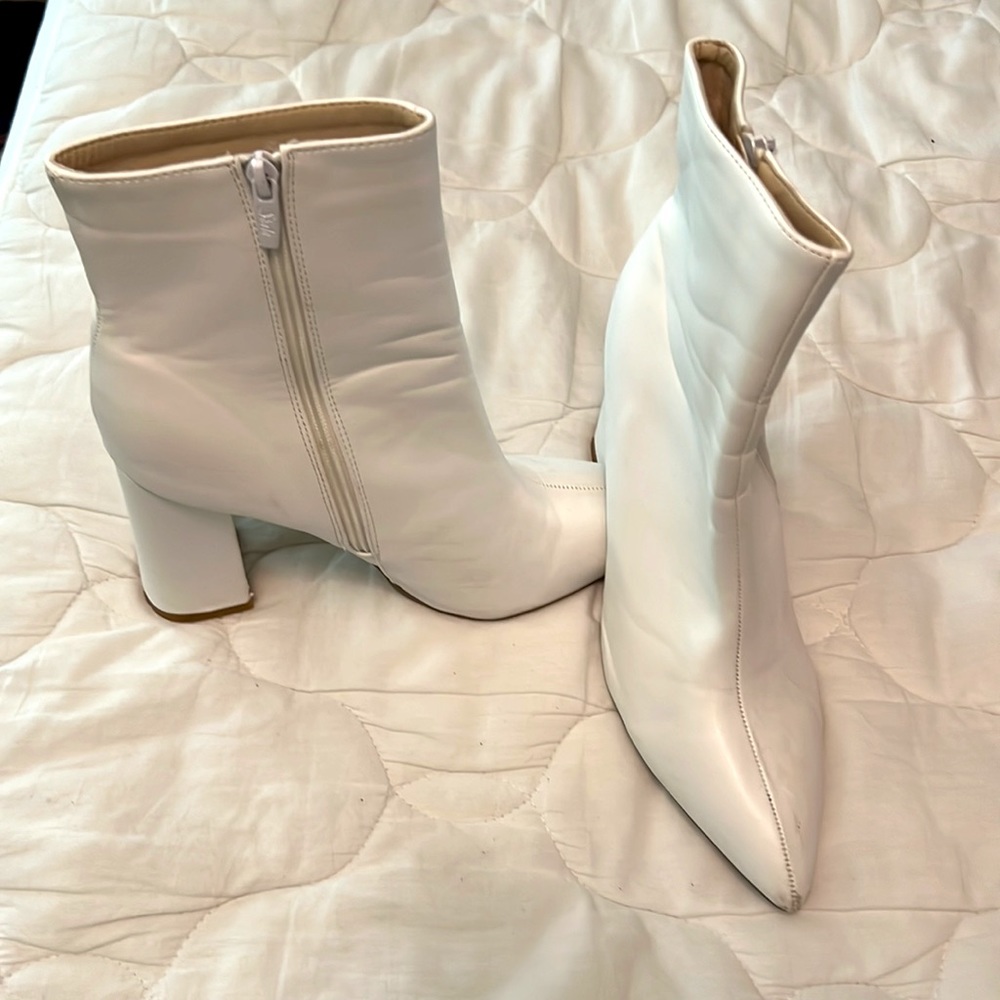 White boots tight ankle fit